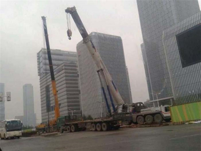 金山区吊车随车吊出租电话多少