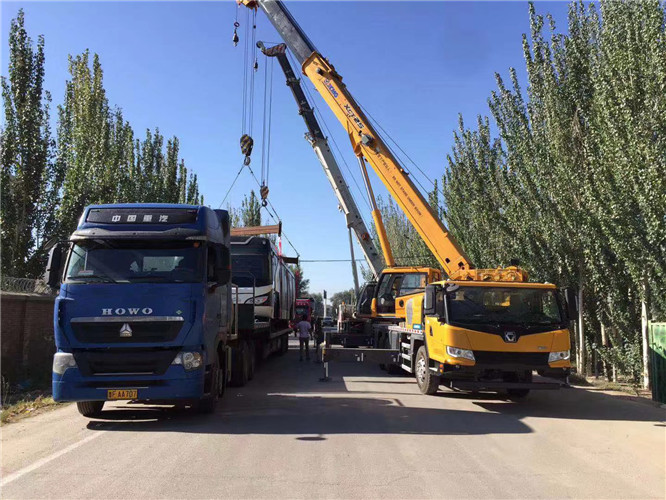 金山区“省油又稳当”—— 吊车的 “智能节能” 技术